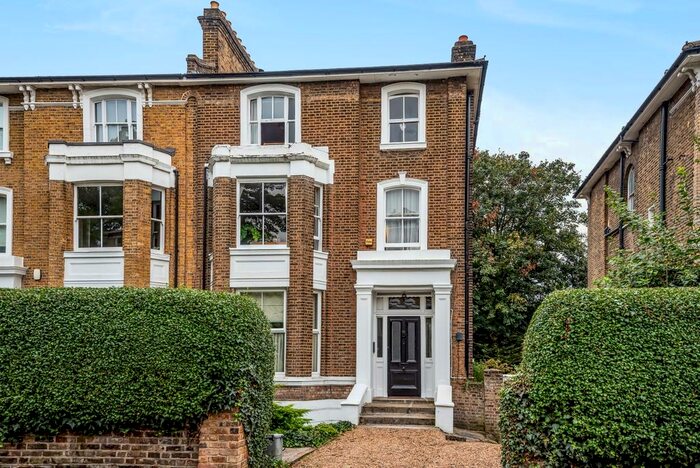 1 Bedroom Flat To Rent In Granville Park, London, SE13