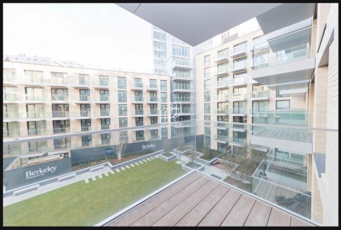 2 Bedroom Flat To Rent In Catalina House, London, E1