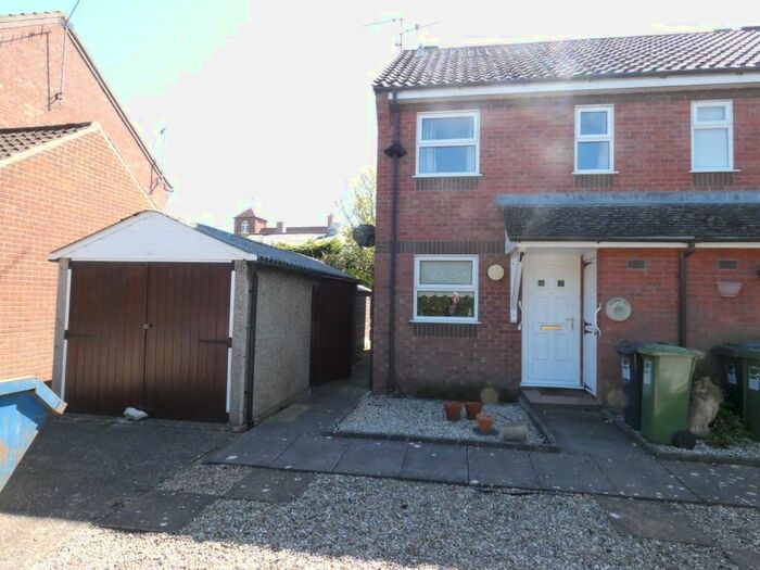 2 Bedroom End Of Terrace House To Rent In Bluebell Gardens, Wells-Next-The-Sea, NR23