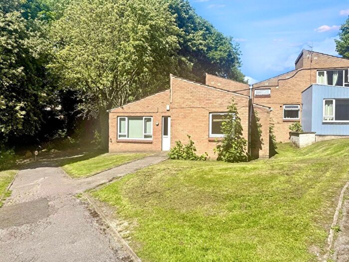4 Bedroom Bungalow For Sale In Norfolk Park Road, Sheffield, S2