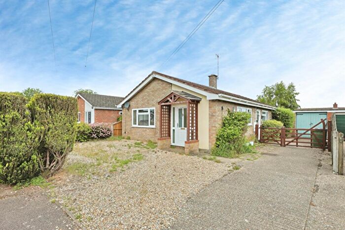 3 Bedroom Detached Bungalow For Sale In Meadow Close, Shipdham, Thetford, IP25