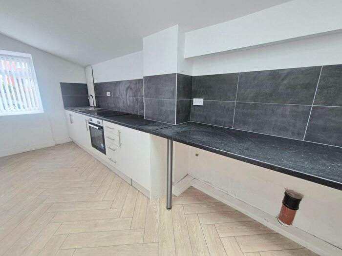 2 Bedroom Bungalow To Rent In Parkinson Lane, Halifax, HX1