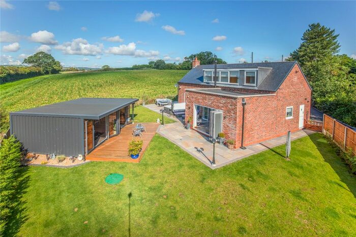 4 Bedroom Detached House For Sale In Knowle Sands, Bridgnorth, Shropshire, WV16