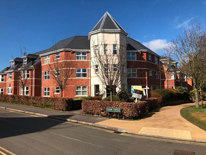 2 Bedroom Apartment To Rent In Tudor Coppice, Solihull, B91