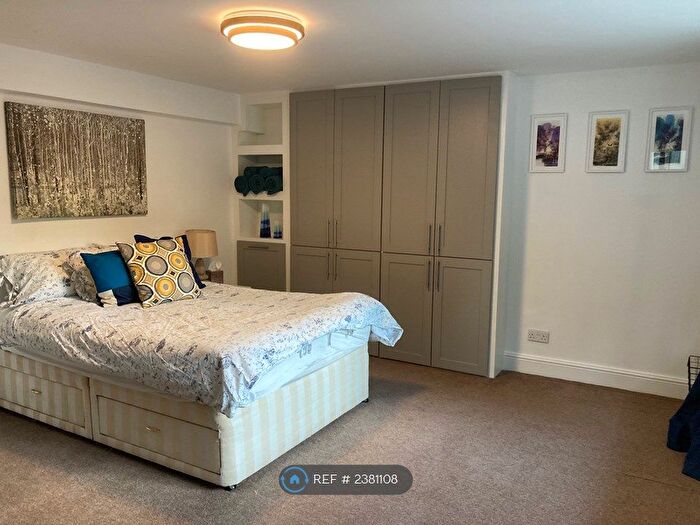 1 Bedroom Flat To Rent In Warsash, Warsash, Southampton, SO31