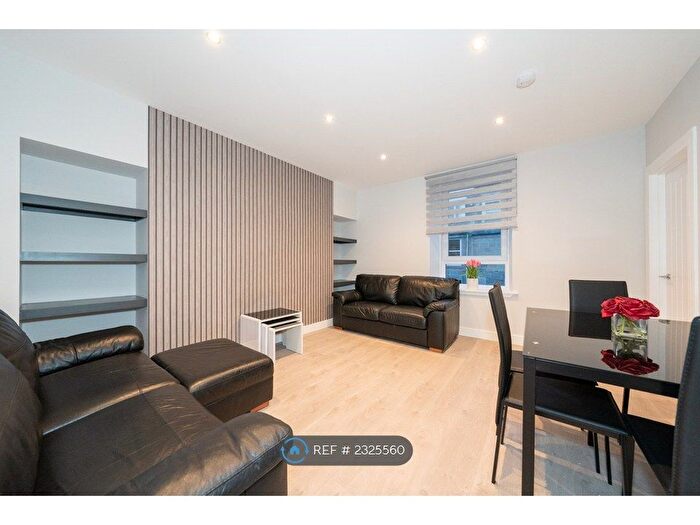 1 Bedroom Flat To Rent In Bank Street, Aberdeen, AB11