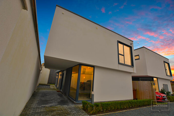 2 Bedroom Detached House To Rent In Mercury Close, Bramhall Village, SK7