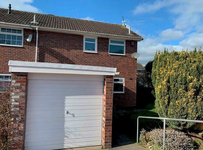 2 Bedroom House To Rent In Caer Odyn, Southra Park, Dinas Powis, CF64