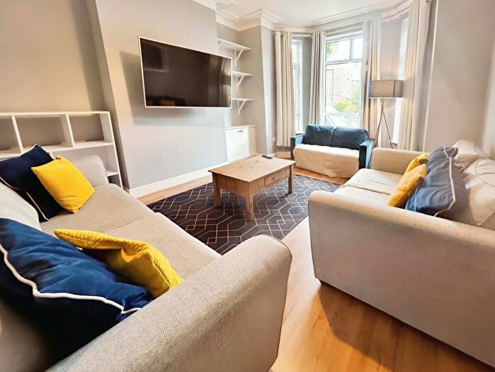 6 Bedroom End Of Terrace House To Rent In Leamington Avenue, West Didsbury, M20