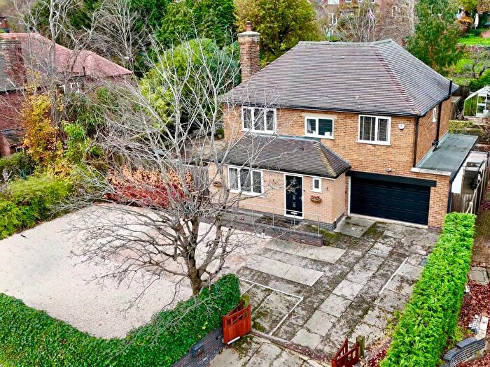 4 Bedroom Detached House For Sale In Derby Road, Bramcote, NG9