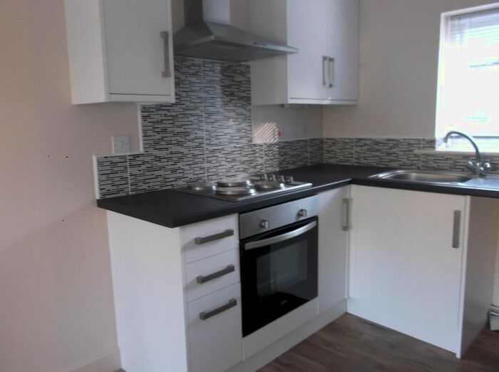 1 Bedroom Flat To Rent In Caldercliffe Road, Huddersfield, HD4