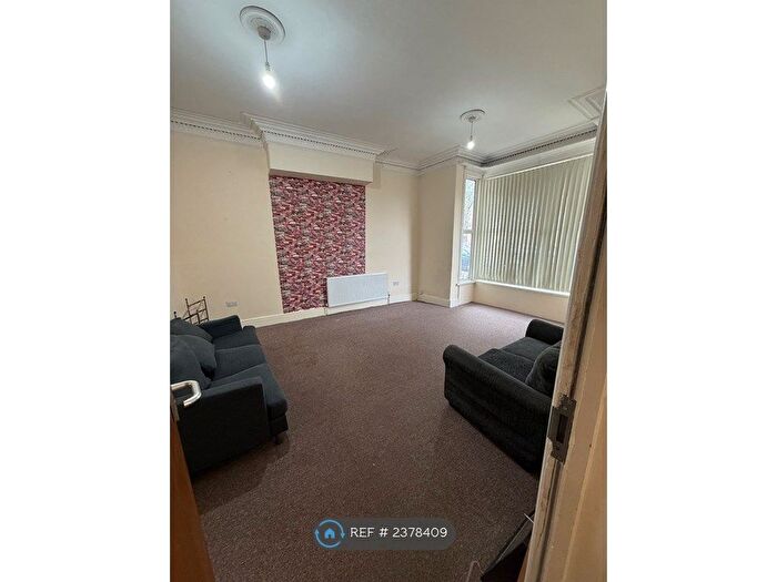7 Bedroom Terraced House To Rent In Beverley Road, Hull, HU5