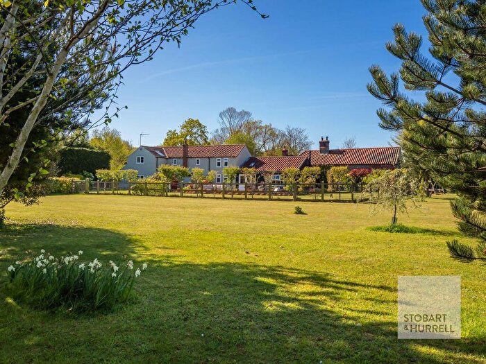 5 Bedroom Detached House For Sale In Path Cottage, Staithe Road, Hickling, Norfolk, NR12