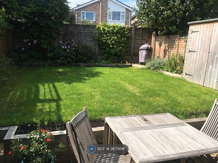 3 Bedroom Semi-detached House To Rent In Brean Down Avenue, Bristol, BS9