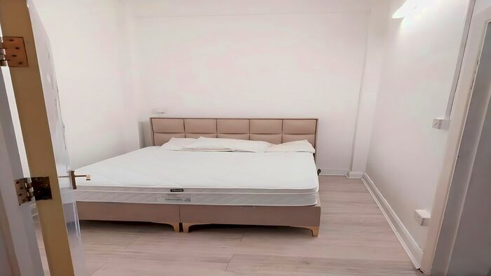 Studio To Rent In Hamilton Way, London, N3