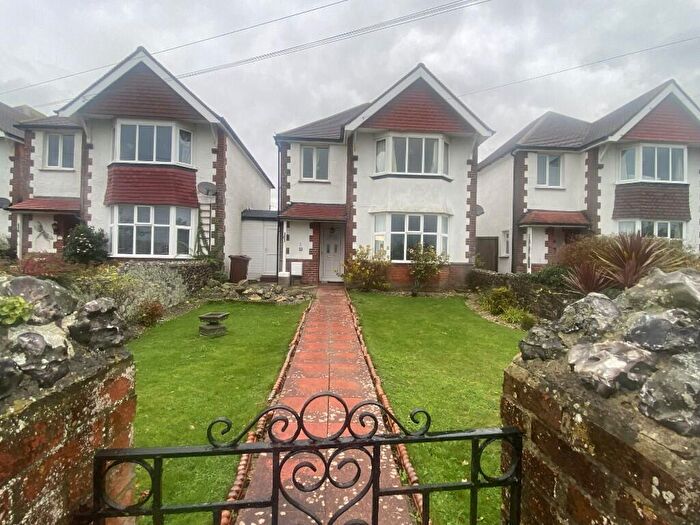 3 Bedroom Detached House To Rent In Windmill Close, Eastbourne, East Sussex, BN21