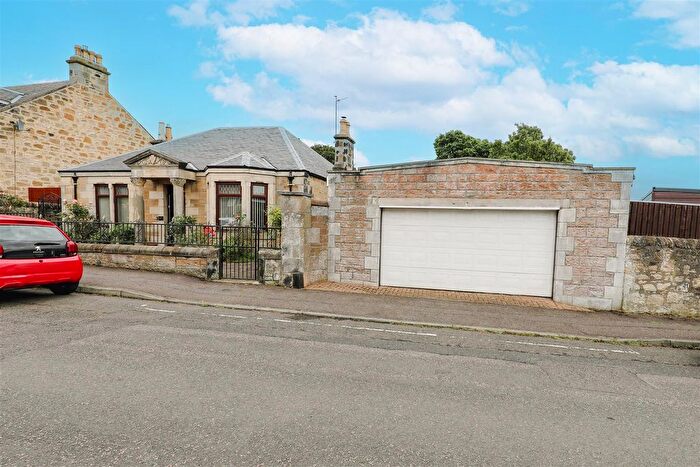 3 Bedroom Detached Bungalow For Sale In Balsusney Road, Kirkcaldy, KY2
