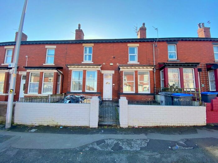 4 Bedroom House To Rent In Elizabeth Street, Blackpool, FY1