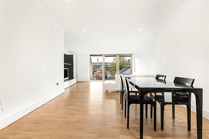 2 Bedroom Apartment To Rent In Contemporary -Bedroom, -Bathroom Apartment In Central Oxford, OX1