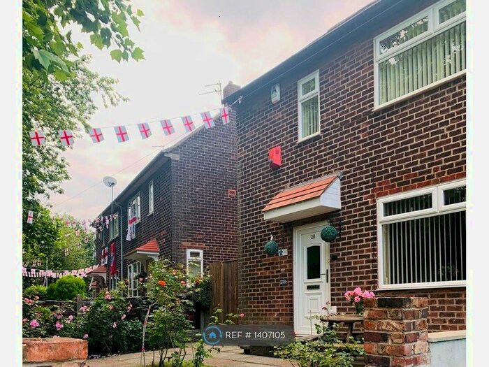 2 Bedroom Semi-Detached House To Rent In Grange Walk, Middleton, Manchester, M24