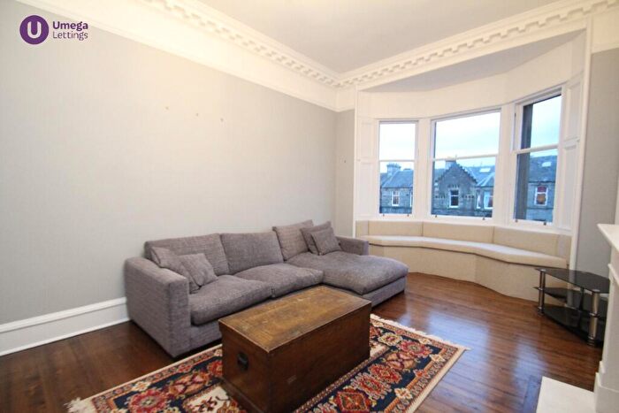 2 Bedroom Apartment To Rent In Haddington Place, Leith, Edinburgh, EH7
