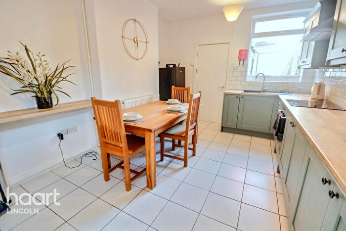 3 Bedroom End Of Terrace House For Sale In Grafton Street, Lincoln, LN2