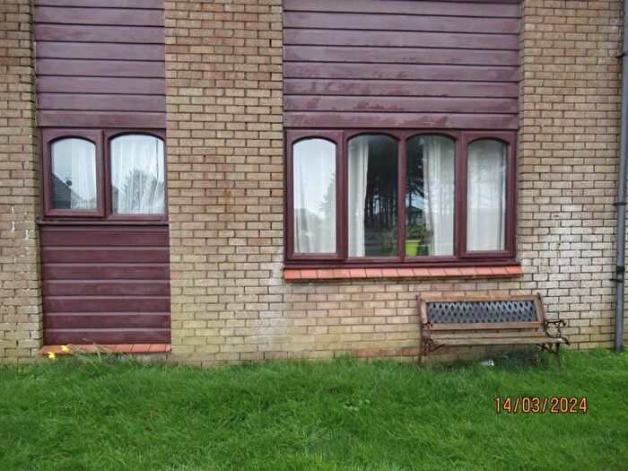 2 Bedroom Flat To Rent In Ffordd Gwynedd, Tywyn, LL36
