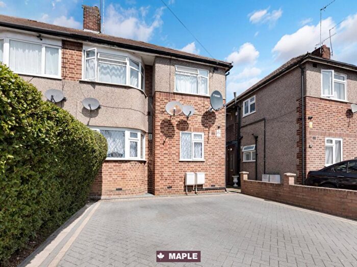 2 Bedroom Maisonette To Rent In Glenwood Close, Harrow, HA1