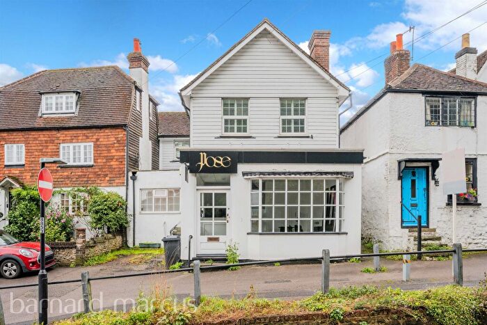 1 Bedroom Flat For Sale In High Street, Godstone, RH9