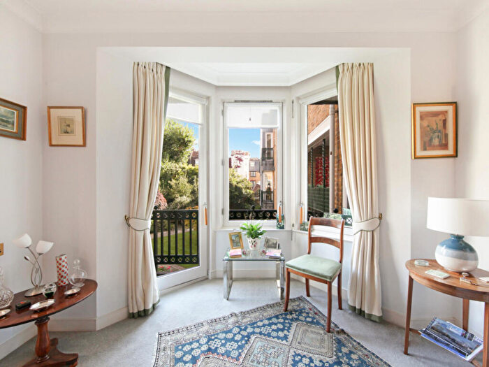 1 Bedroom Apartment For Sale In Milmans Street, London, SW10
