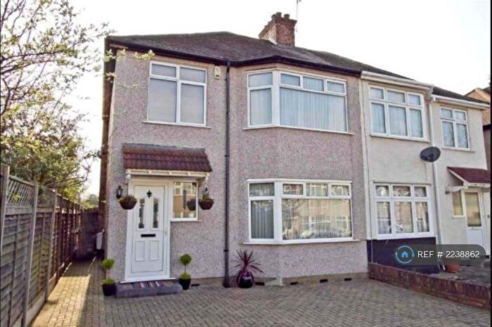 3 Bedroom Semi-Detached House To Rent In Hill Road, Harrow, HA1