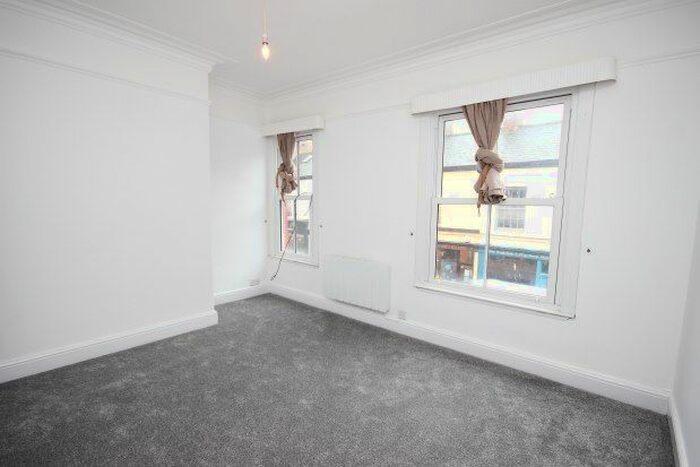 2 Bedroom Flat To Rent In Walmgate, York, YO1