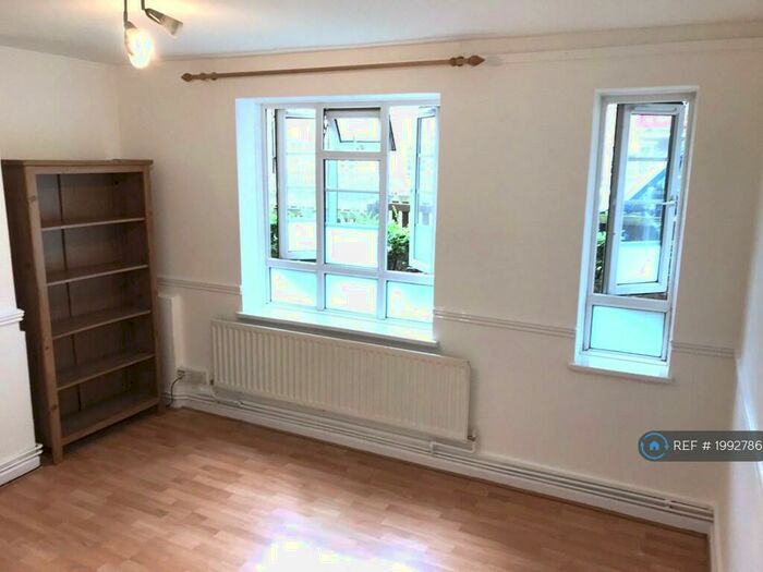 2 Bedroom Flat To Rent In Arica Road, London, SE4