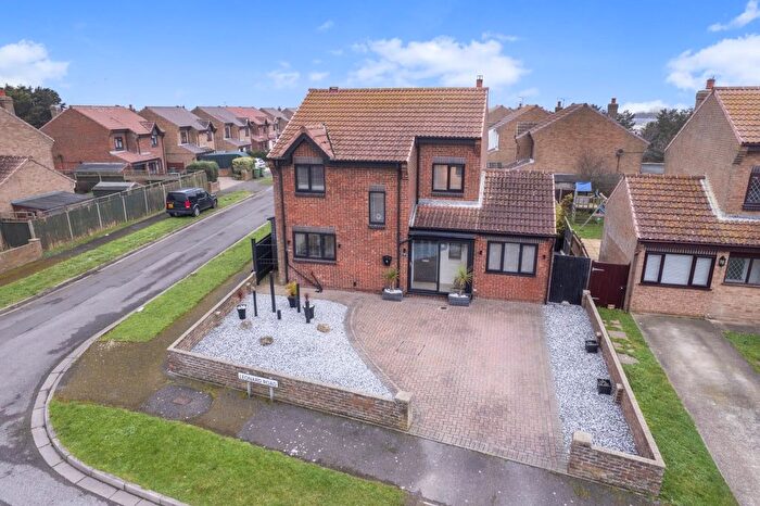 4 Bedroom Detached House For Sale In Leonard Road, New Romney, TN28