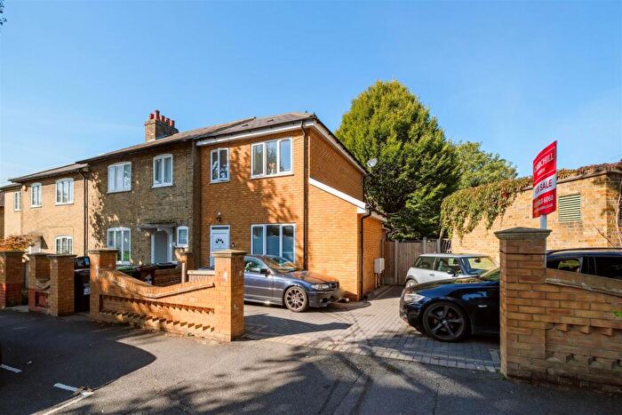 2 Bedroom House For Sale In Cheltenham Road, London, E10