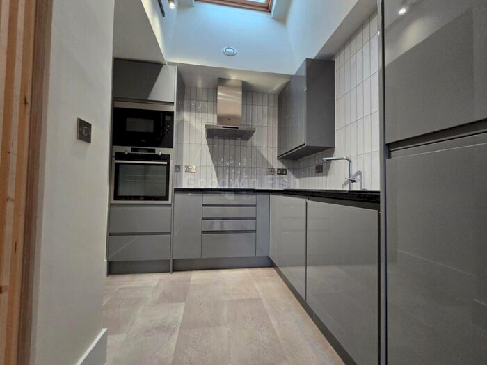 2 Bedroom Apartment To Rent In Macintosh Mills, Cambridge Street, M1