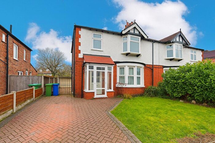 3 Bedroom Semi Detached House For Sale In Calverley Avenue, Burnage, Manchester, M19