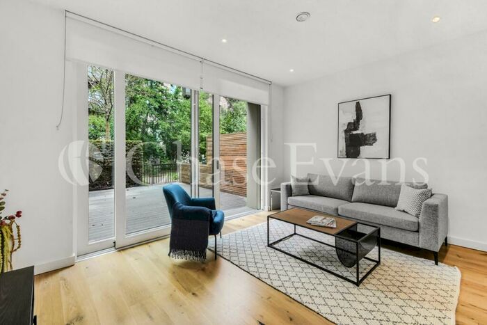 3 Bedroom Terraced House To Rent In Wansey Street, Elephant Park, Elephant & Castle, London, SE17