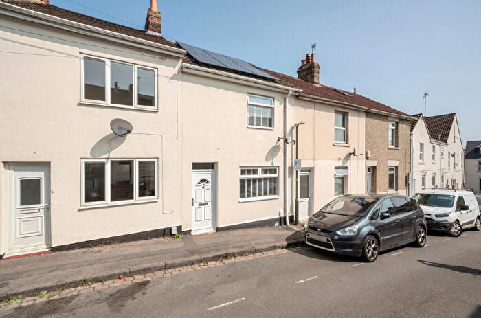 2 Bedroom Terraced House For Sale In Stanley Street, Swindon, SN1