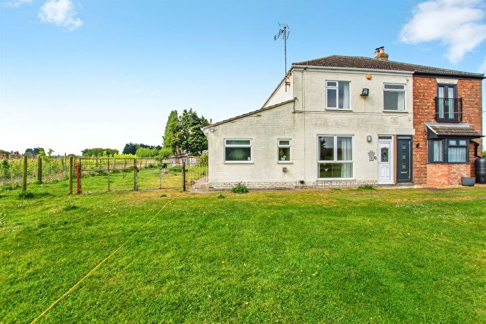 3 Bedroom Semi-Detached House For Sale In Basin Road, Outwell, Wisbech, PE14