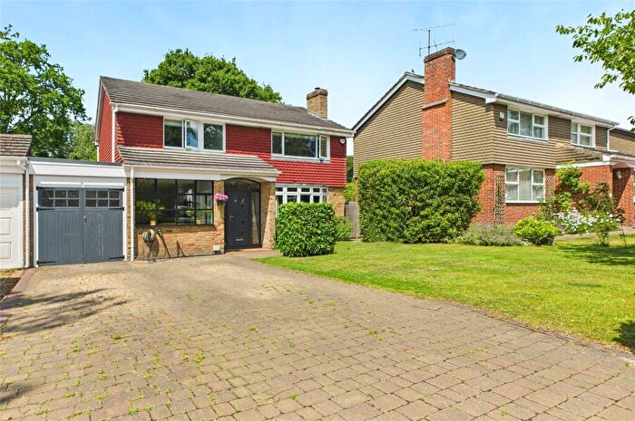 4 Bedroom Detached House For Sale In Oakwood Road, Windlesham, Surrey, GU20