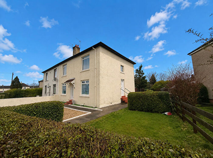 2 Bedroom Flat To Rent In Glanderston Drive, Knightswood, G13