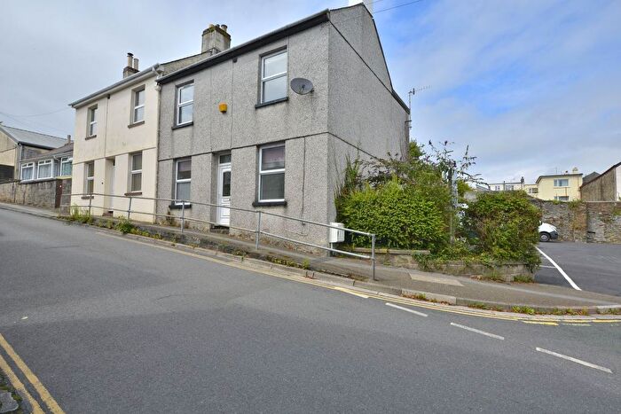 3 Bedroom Semi Detached House For Sale In Albert Road, Saltash, PL12