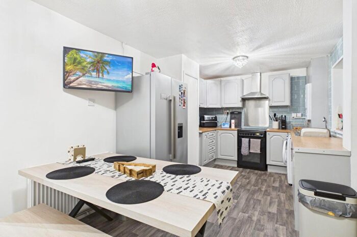 3 Bedroom End Of Terrace House To Rent In Elm Road, Thetford, IP24