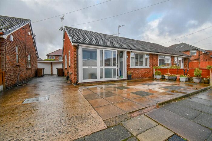 2 Bedroom Bungalow For Sale In Longacre Close, Wallasey, Wirral, CH45