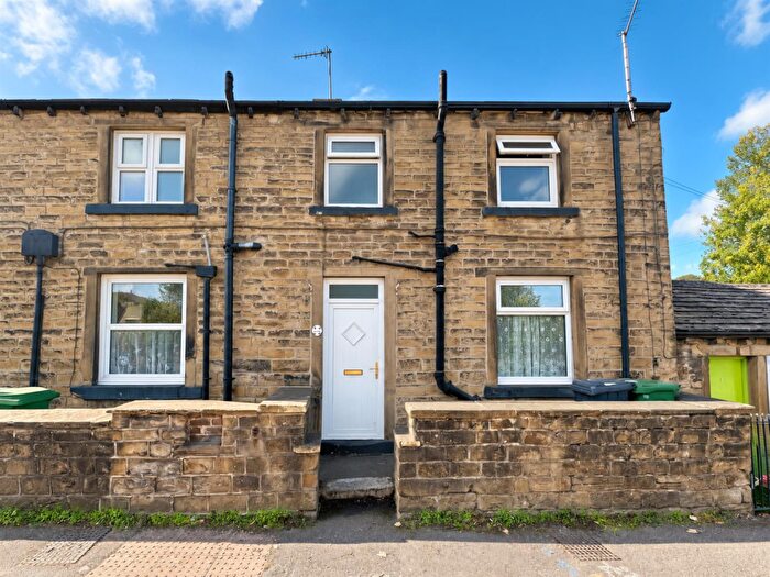 2 Bedroom Terraced House For Sale In New Mill Road, Honley, HD9