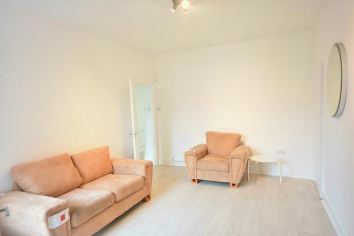2 Bedroom Flat To Rent In Mowbray Street, Heaton, NE6