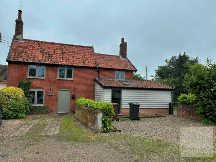 2 Bedroom Cottage To Rent In Chapel Hill, New Buckenham, NR16