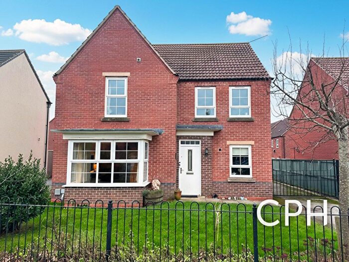 4 Bedroom Detached House For Sale In West Garth, Cayton, YO11