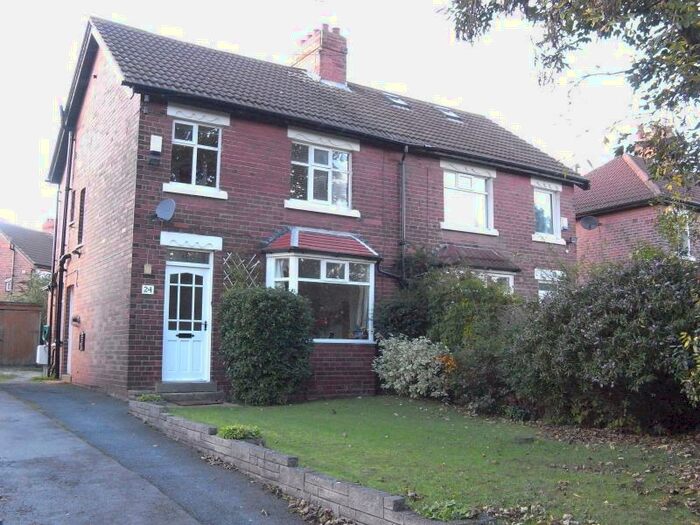 3 Bedroom Semi-Detached House To Rent In Lidgett Place, Roundhay, Leeds, LS8
